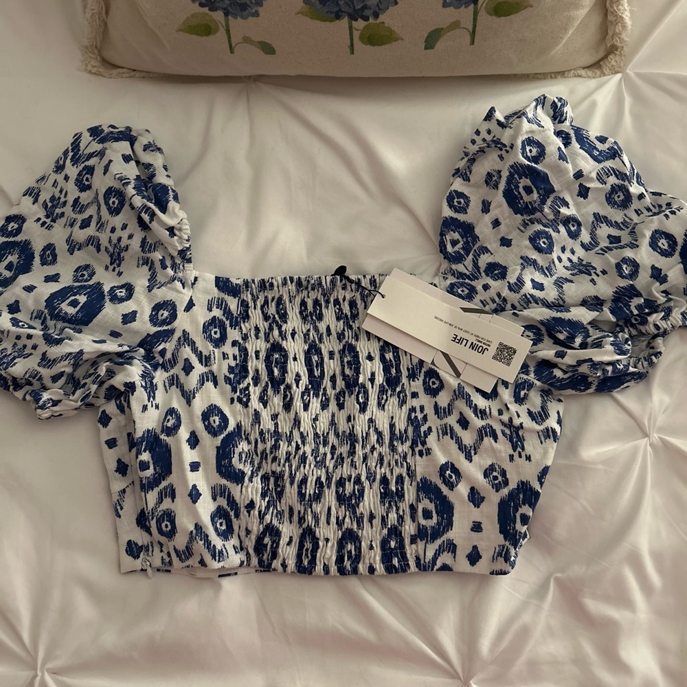 BRAND NEW!! Zara top - Picture 3 of 3